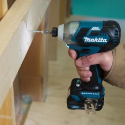 Makita TD111DZJ 12 V Max Slagschroevendraaier -Professionele Gereedschapswinkel td111d act 1